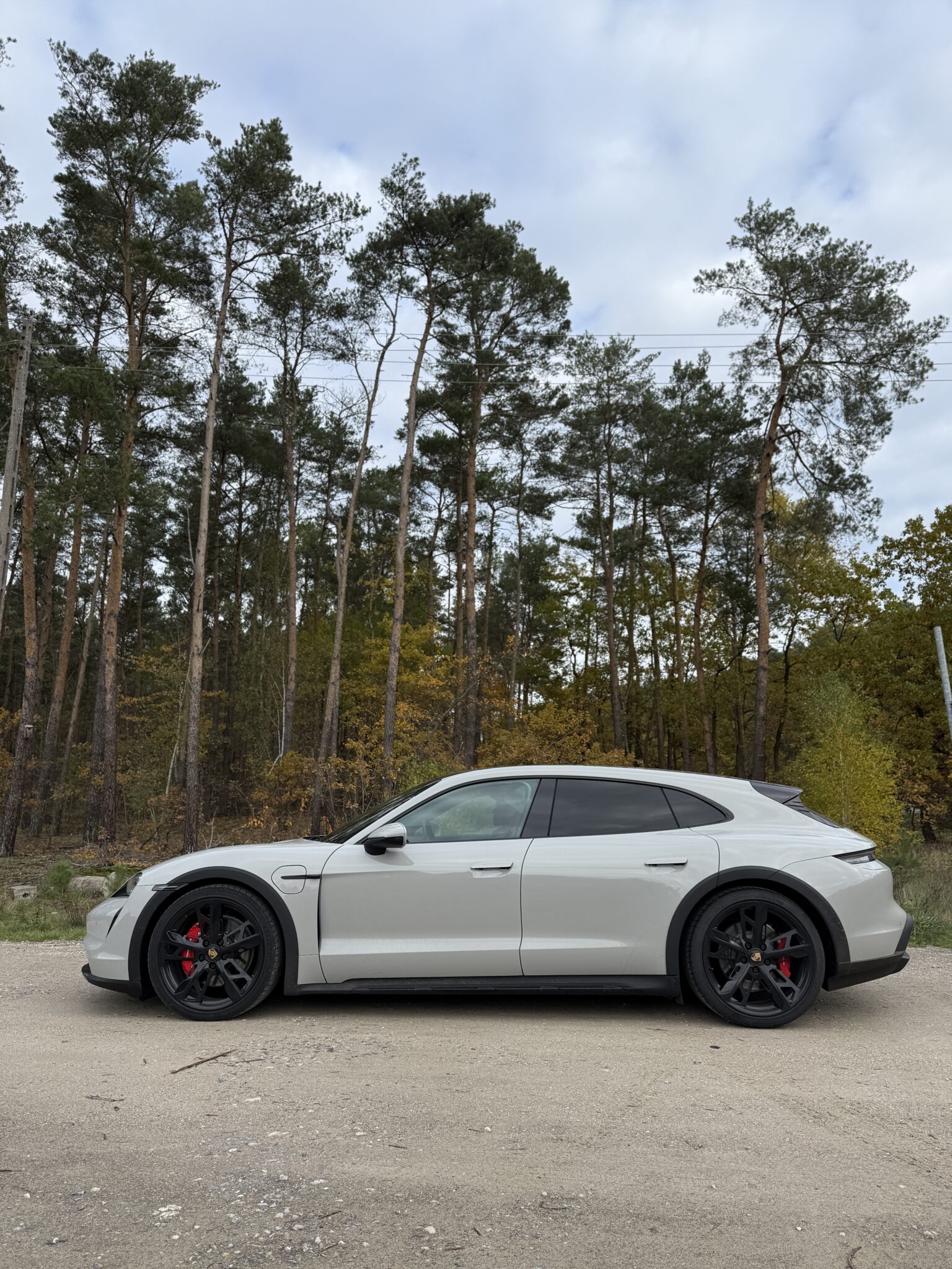 How a Range Rover in Brisbane Led Me to Buying a Porsche in Germany